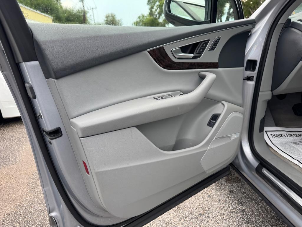 2019 Audi Q7 Premium Plus - Photo 10