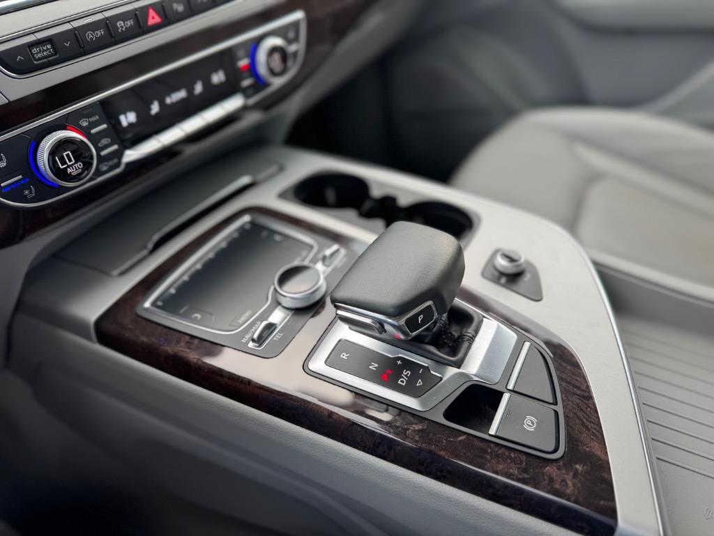 2019 Audi Q7 Premium Plus - Photo 14
