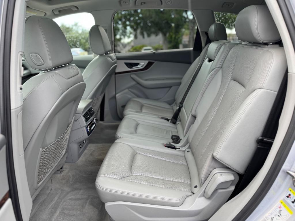 2019 Audi Q7 Premium Plus - Photo 19