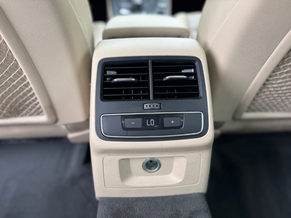 2018 Audi A4 Premium - Photo 25
