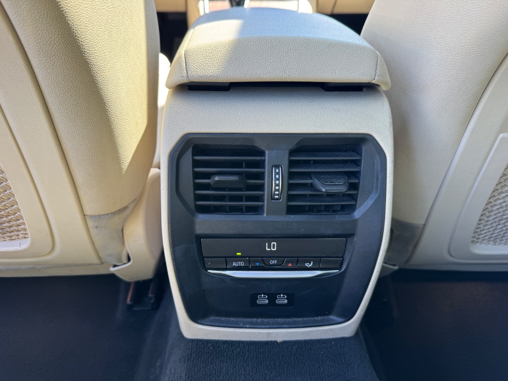 2021 BMW 3 Series 330i - Photo 23
