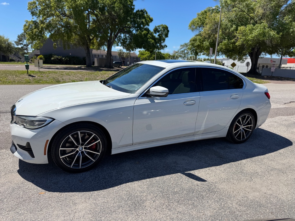 2021 BMW 3 Series 330i - Photo 6