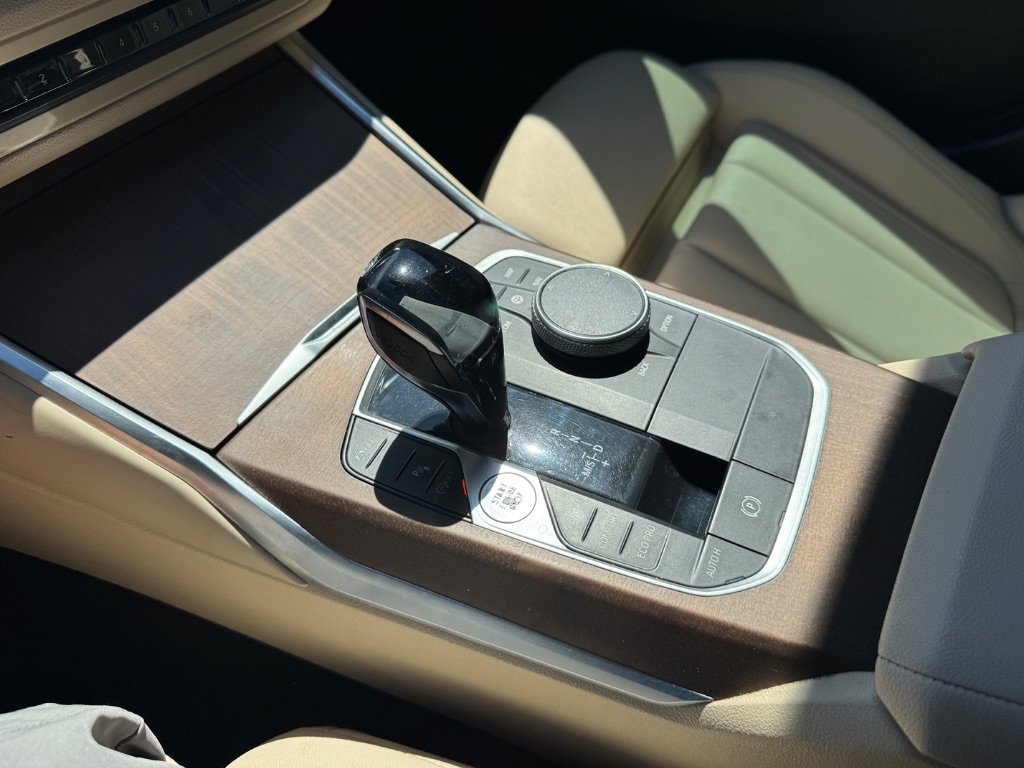 2021 BMW 3 Series 330i - Photo 14