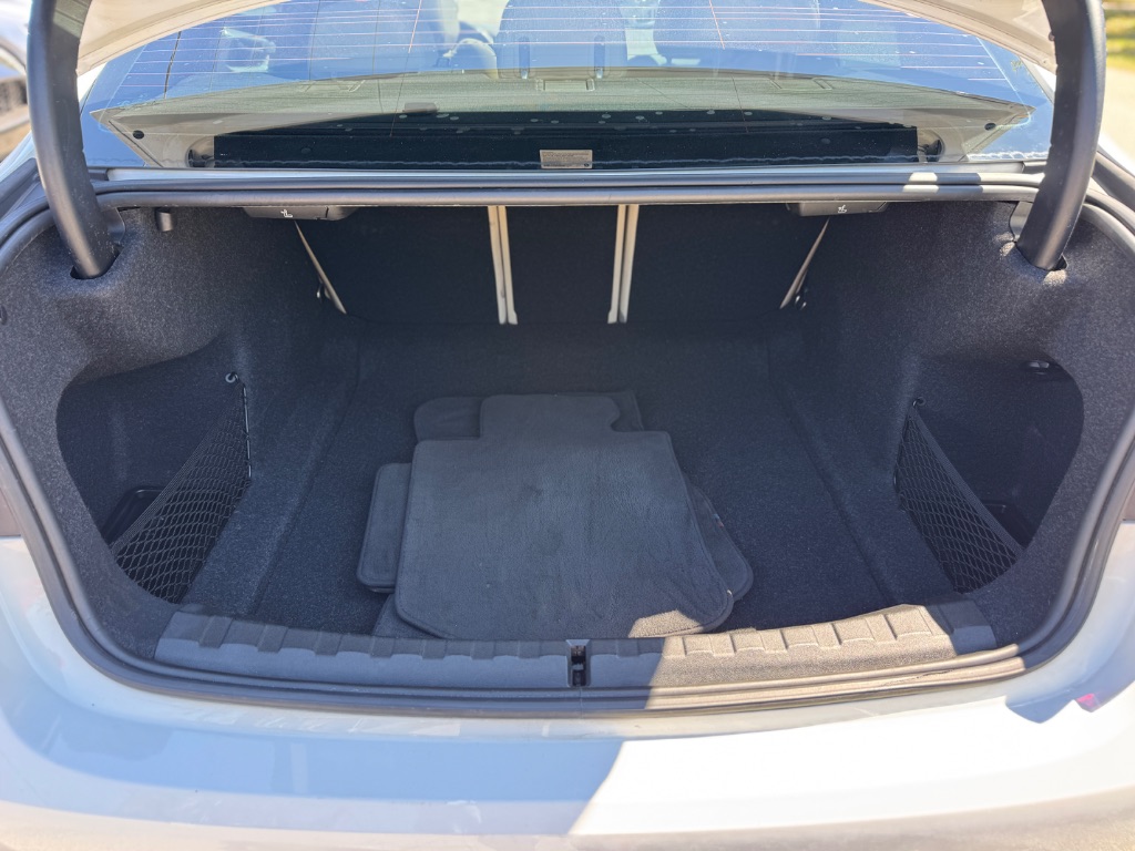 2021 BMW 3 Series 330i - Photo 24