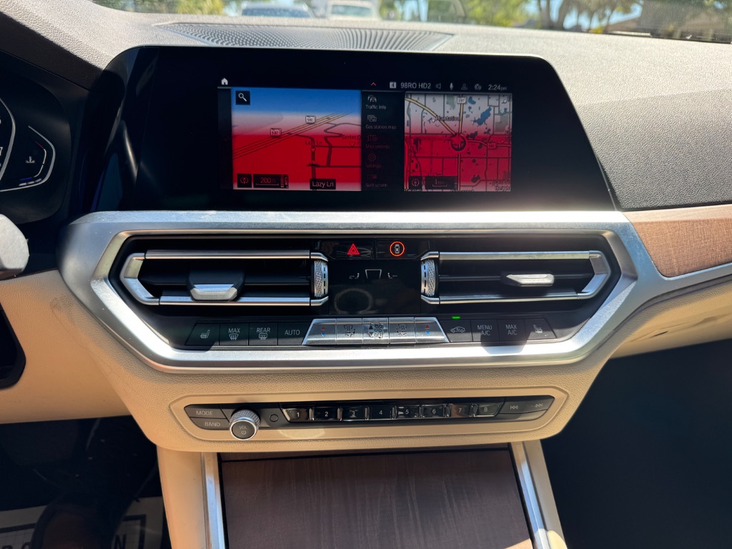 2021 BMW 3 Series 330i - Photo 13