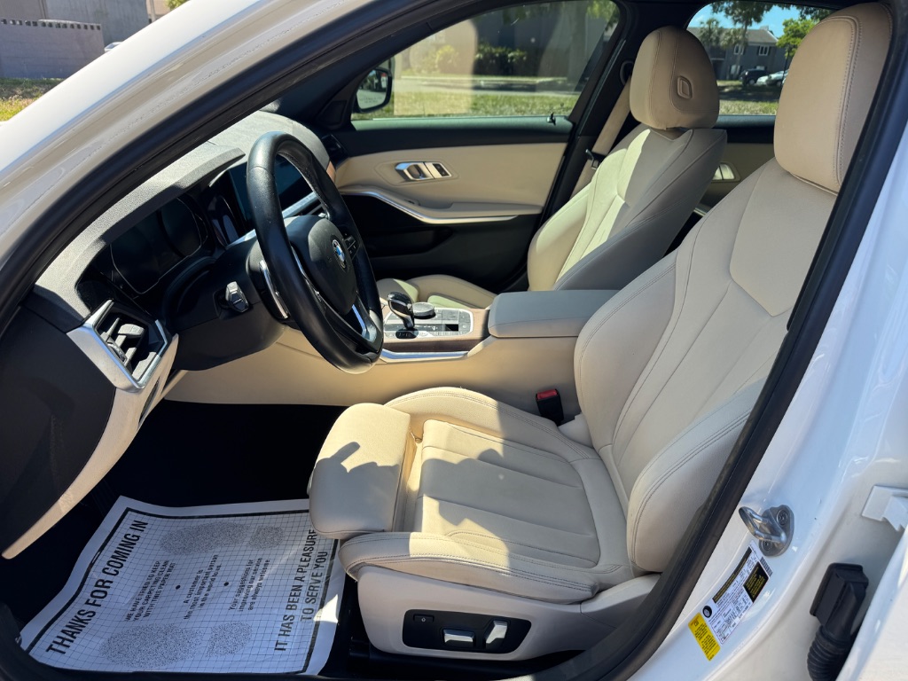 2021 BMW 3 Series 330i - Photo 11