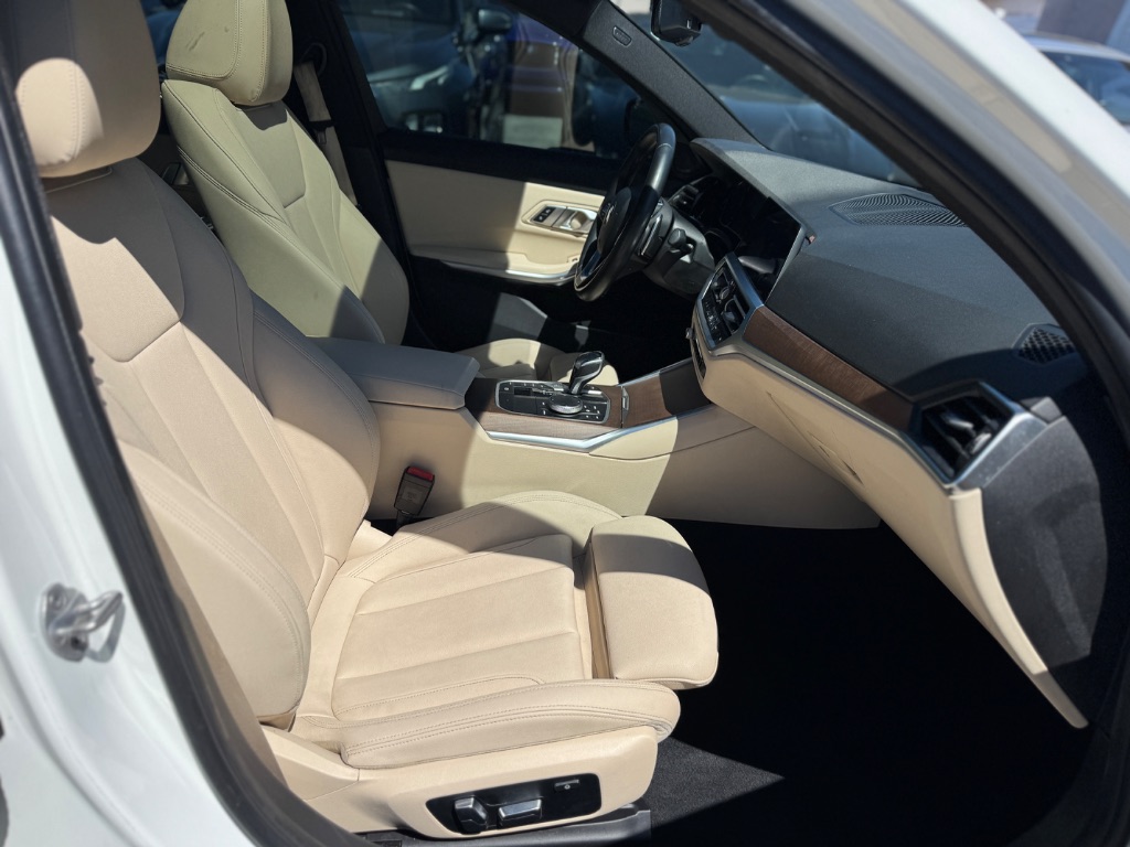 2021 BMW 3 Series 330i - Photo 28
