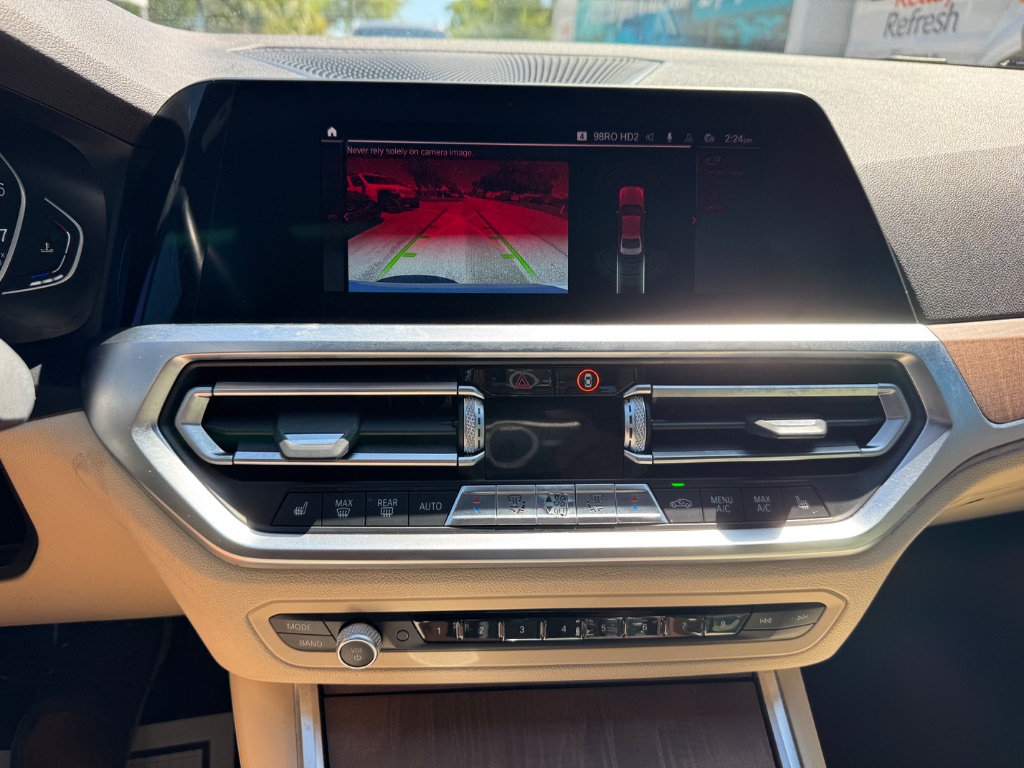 2021 BMW 3 Series 330i - Photo 15