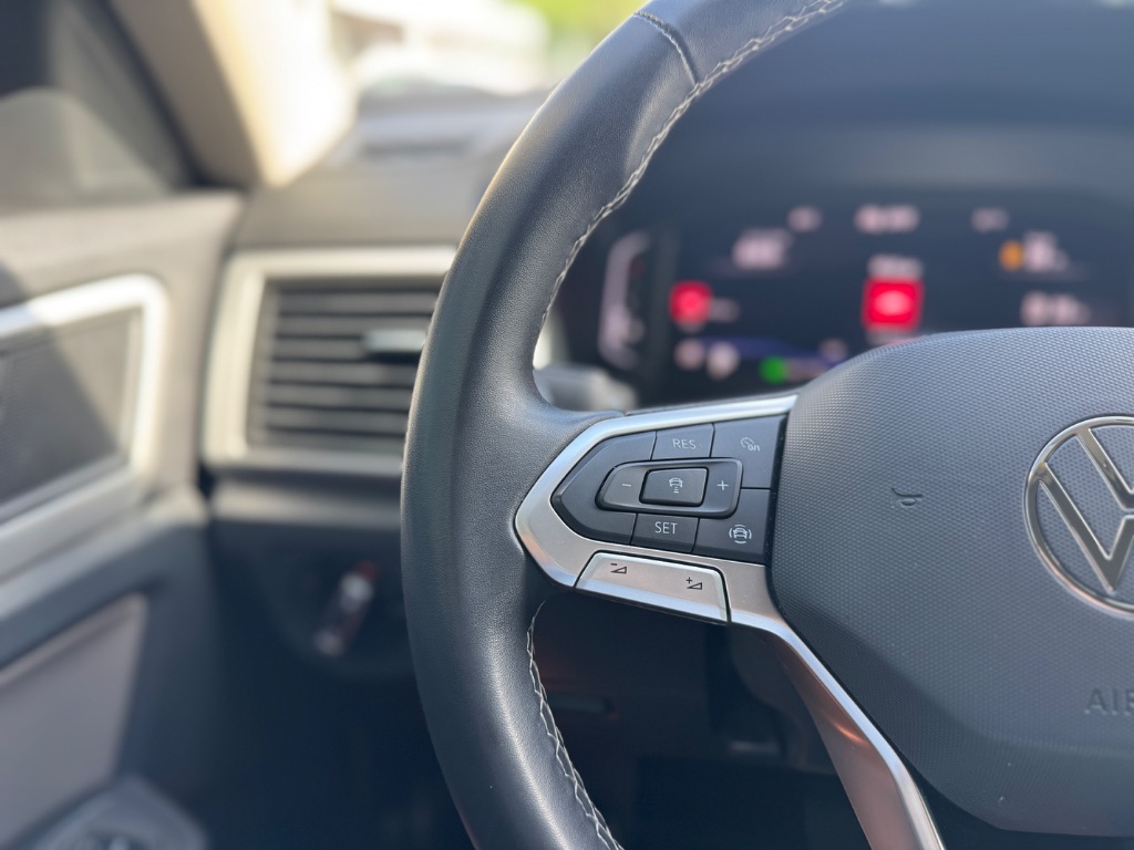 2022 Volkswagen Atlas SE w/Tech - Photo 14