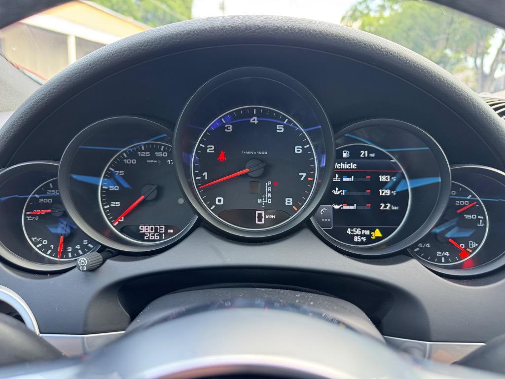 2018 Porsche Cayenne Platinum Edition - Photo 10