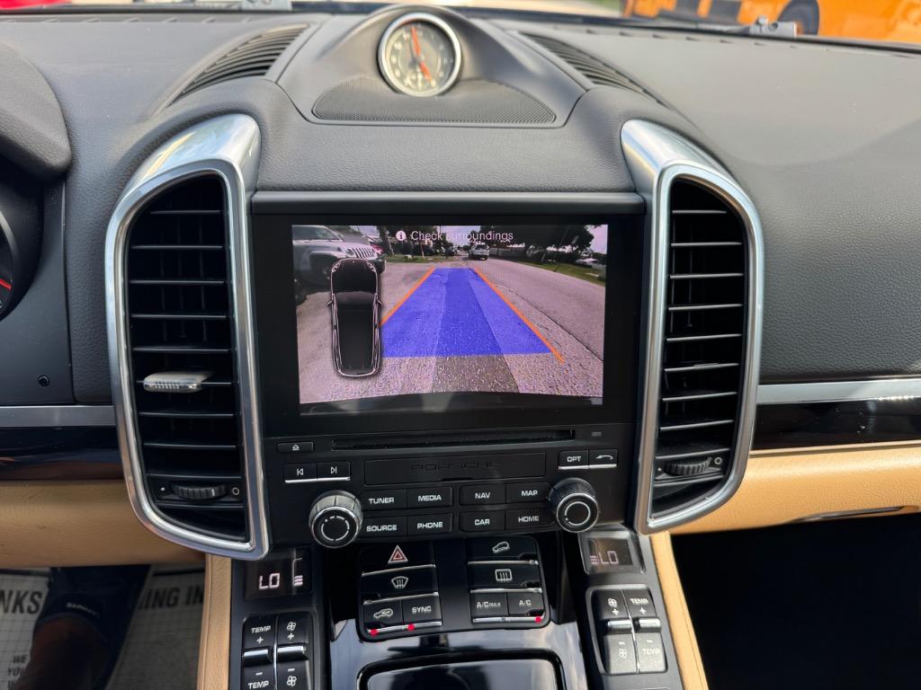 2018 Porsche Cayenne Platinum Edition - Photo 15