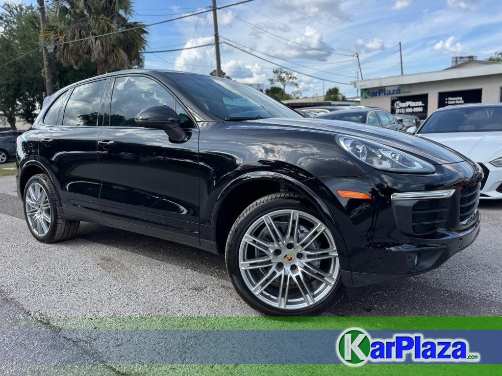 2018 Porsche Cayenne Platinum Edition's photo