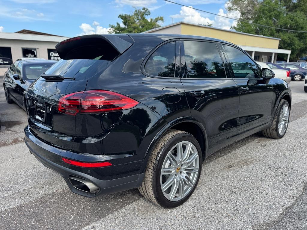 2018 Porsche Cayenne Platinum Edition - Photo 8