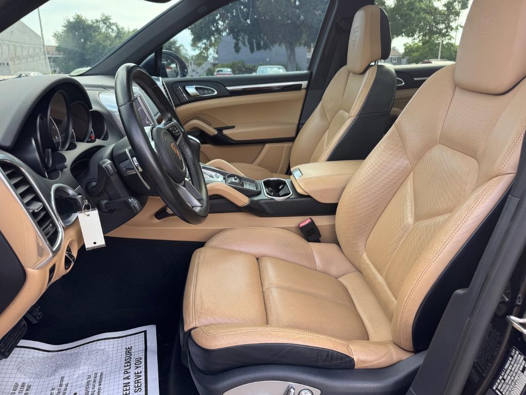 2018 Porsche Cayenne Platinum Edition - Photo 16